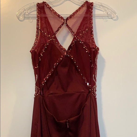 Dancing Queen Burgundy Prom Dress - Picture 5 of 8